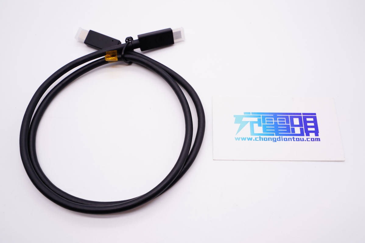 内置|讯光电子0.8米USB4数据线拆解，内置赛普拉斯控制器