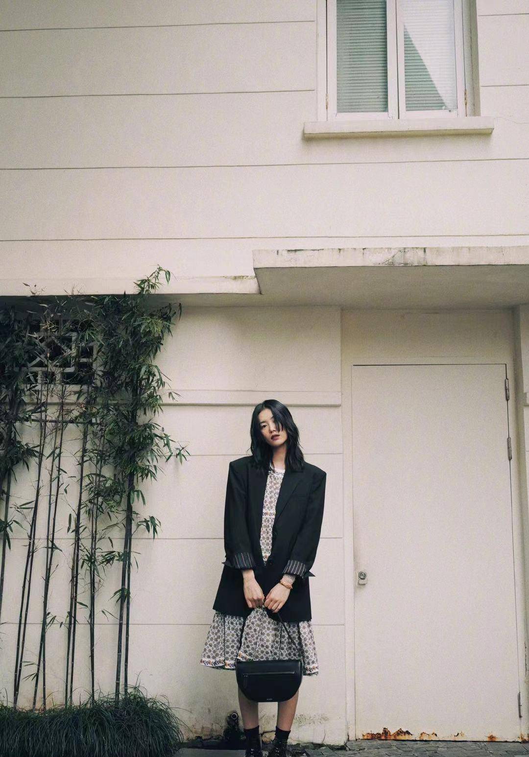 矮个子男生穿西装外套好看吗 40801a3407b24df1a9eec7fcd32c78a6.jpeg