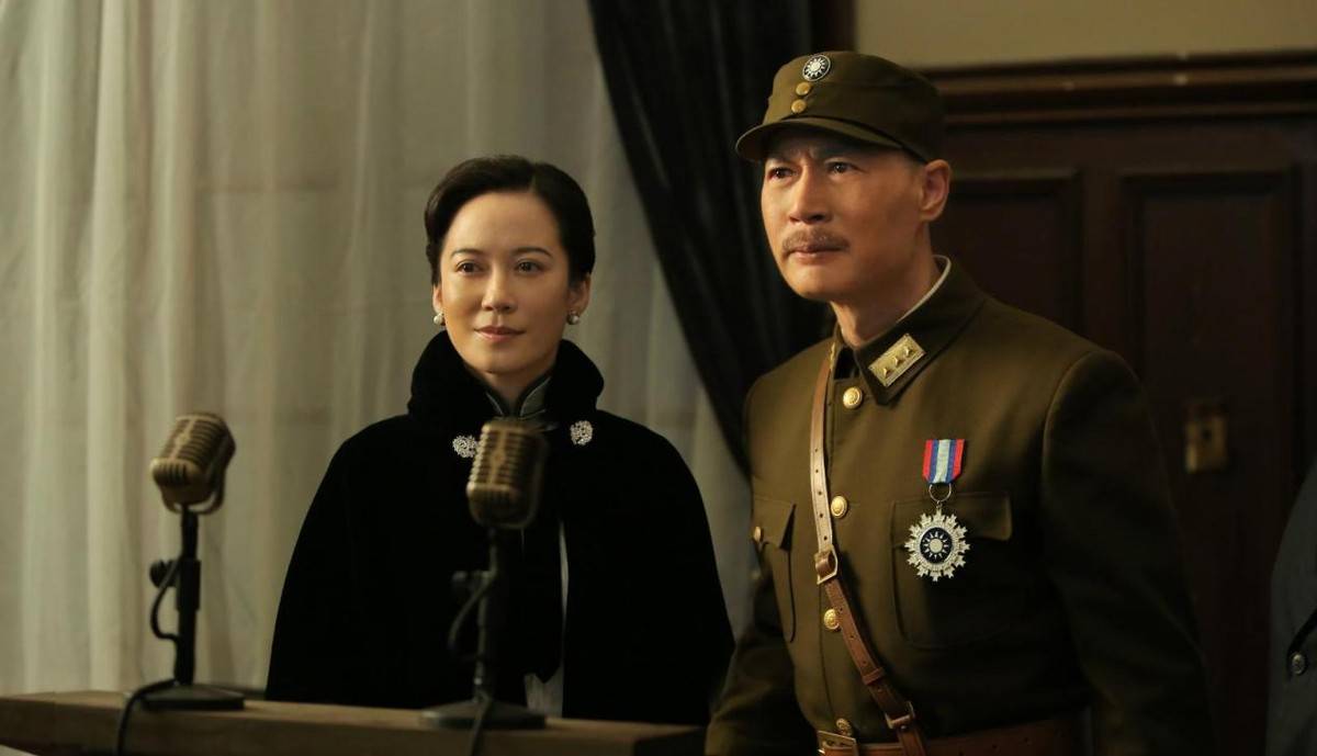 申健拿着五份津贴被蒋介石两次接见还能为延安提供大量情报