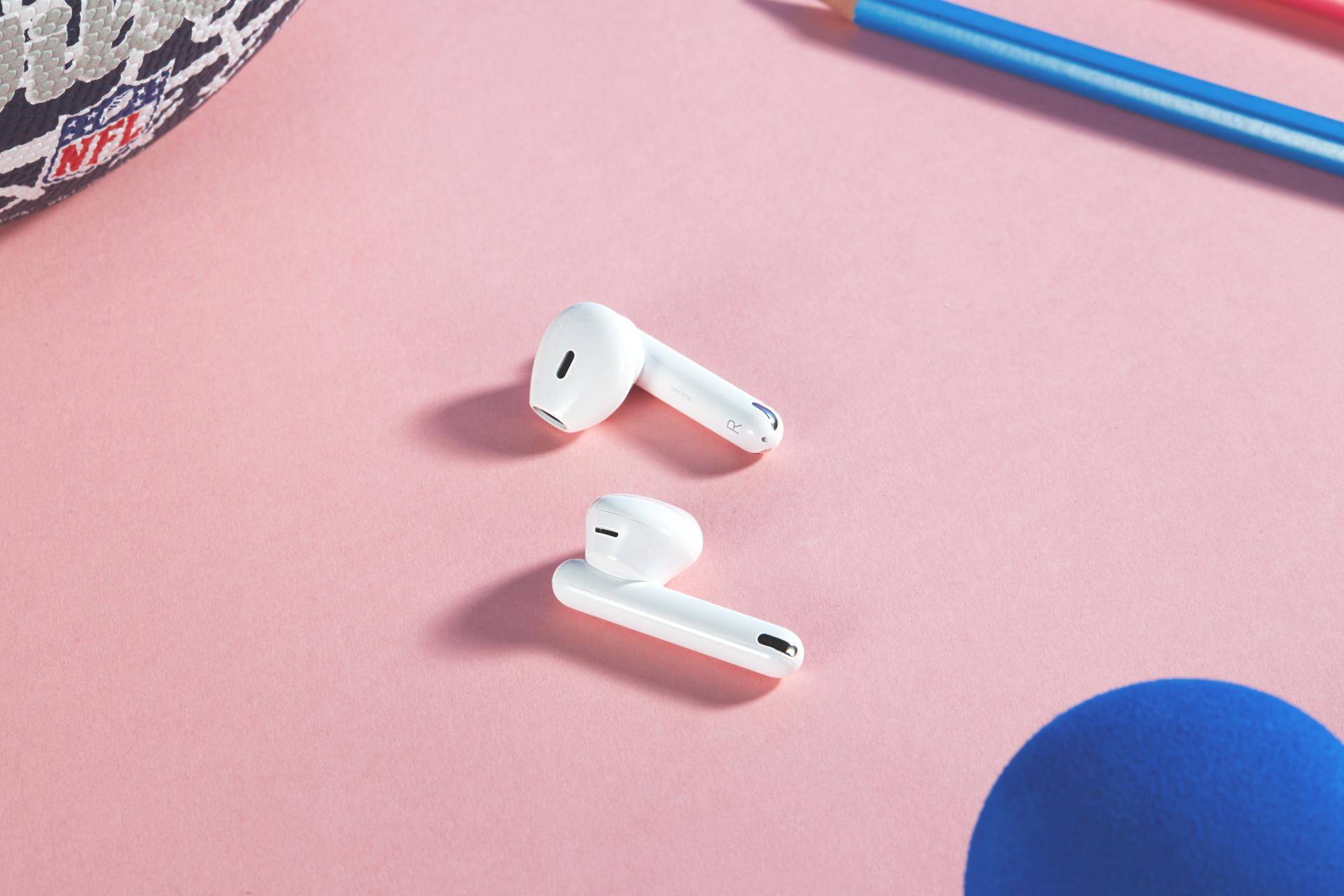 oppoencoplay图赏颜值音质延时表现不俗399超值