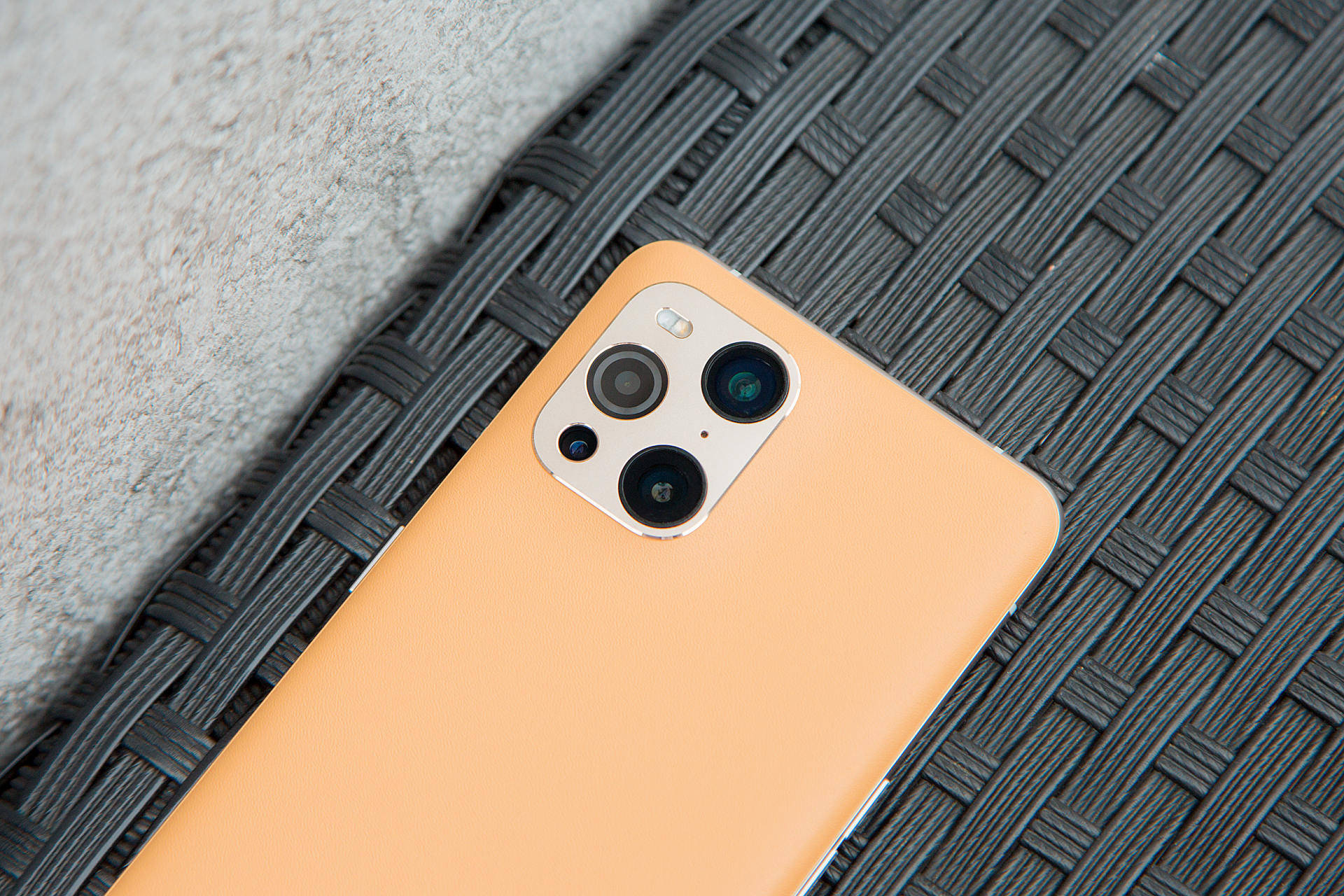 最原汁原味的夜景!find x3 pro实拍样张分享:浓郁色彩表现力十足