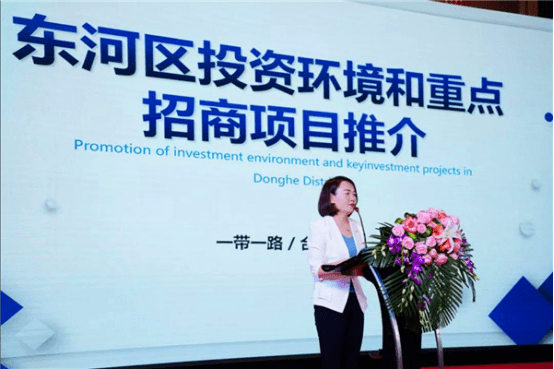 通辽市委常委,统战部长王琼,包头市政府党组成员,副市长胡迎春,包头市