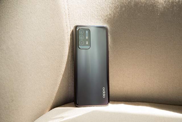 预算2k买oppoa95亏吗对比红米k40这些功能有点香