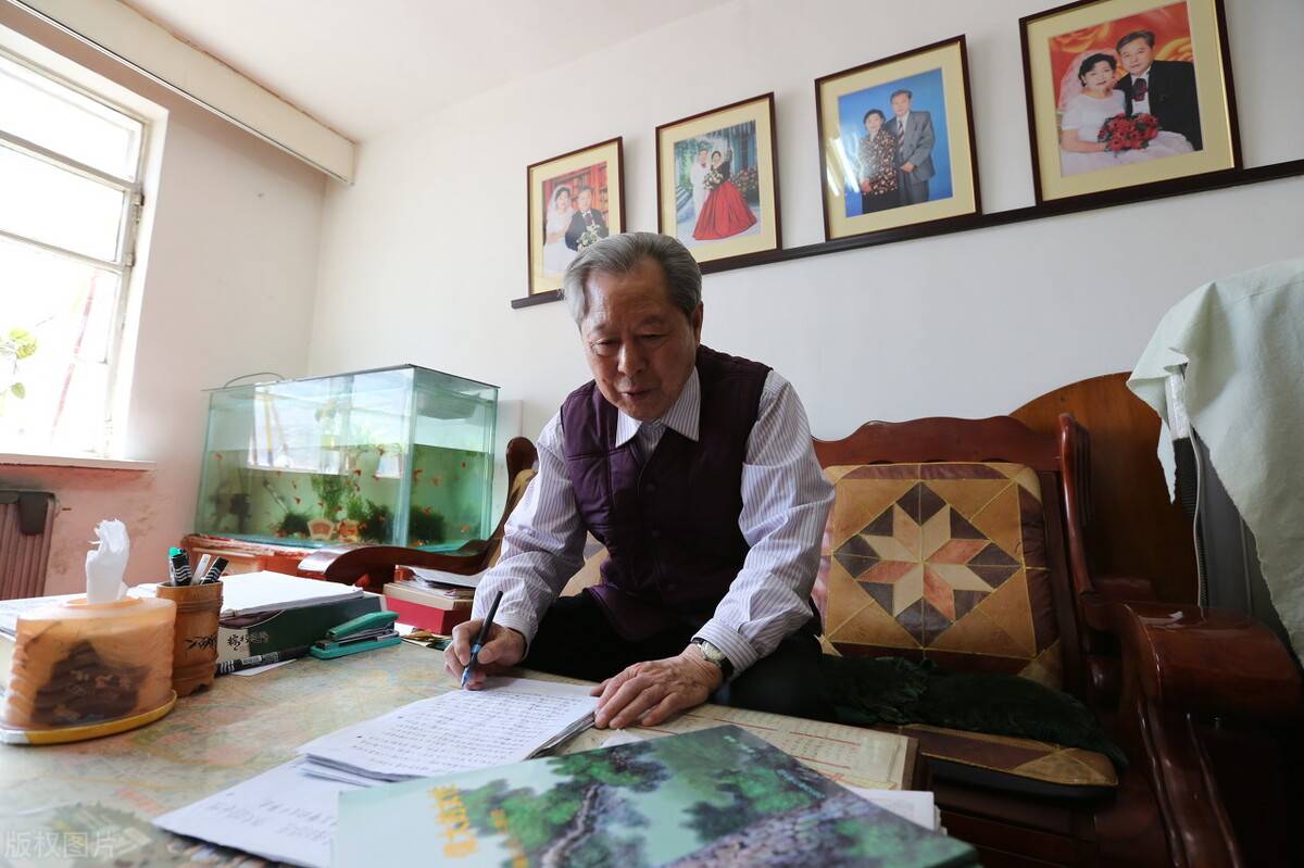 68岁退休大爷感慨人老了宁愿花钱请保姆也不要去儿子家养老