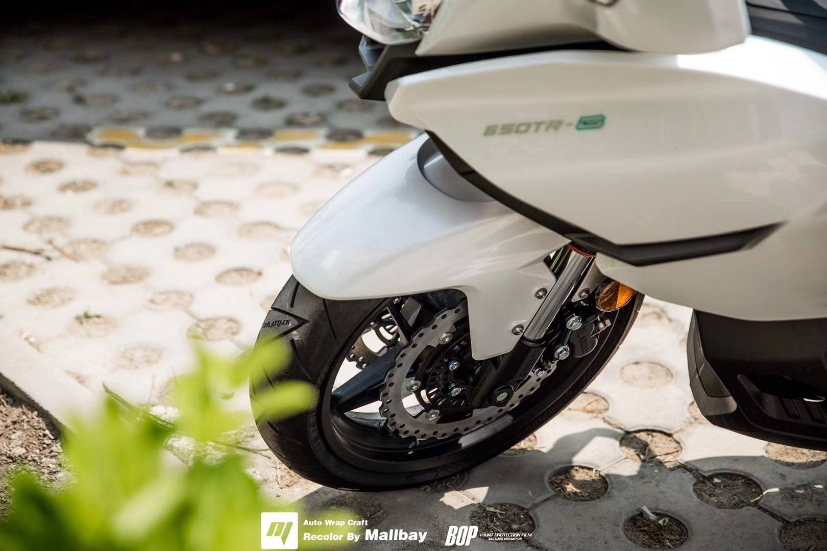 超帅的摩托车就是国宾650trg