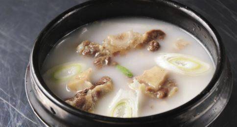 排骨汤怎么炖好吃的 548b9b101c104ca8b0f6f7ae6f66cd63.jpeg