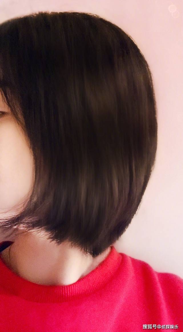 原创
谢娜挺巨肚做辣口家常菜,口味和怀头胎相似,网友:又是女儿?