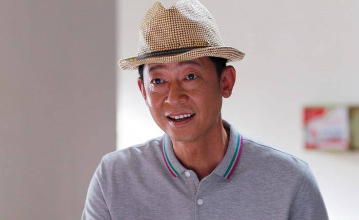 原创近来高涨的70前男明星刘德华榜首万梓良榜眼张艺谋探花