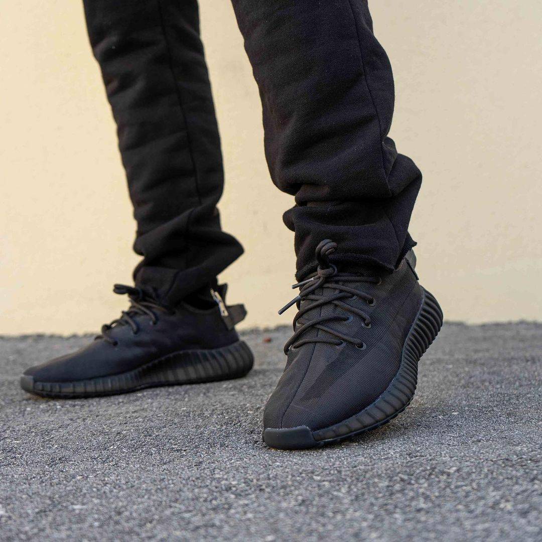 adidas yeezy boost 350 v2 mono cinder上脚图释出!