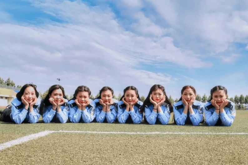 原创警校生毕业照有多飒不仅吸睛还养眼真后悔没报警校