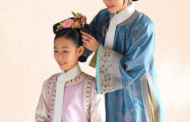 的干女儿固伦端敏公主,父亲是顺治堂兄简亲王济度,顺治的孝惠章皇后还