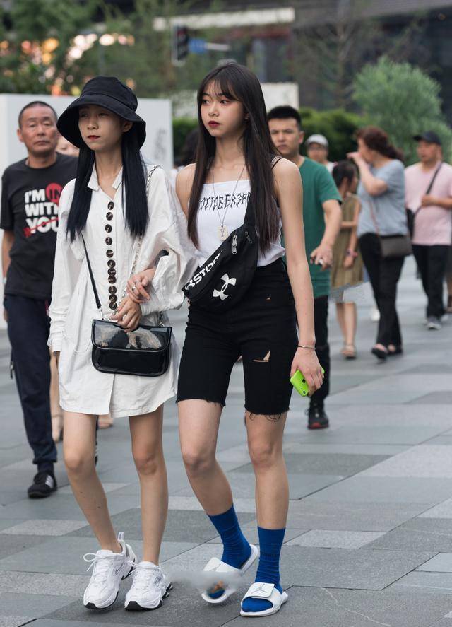 怎么穿衣服显得酷 65156e481e0442b890c9ff6dff34c487.jpeg