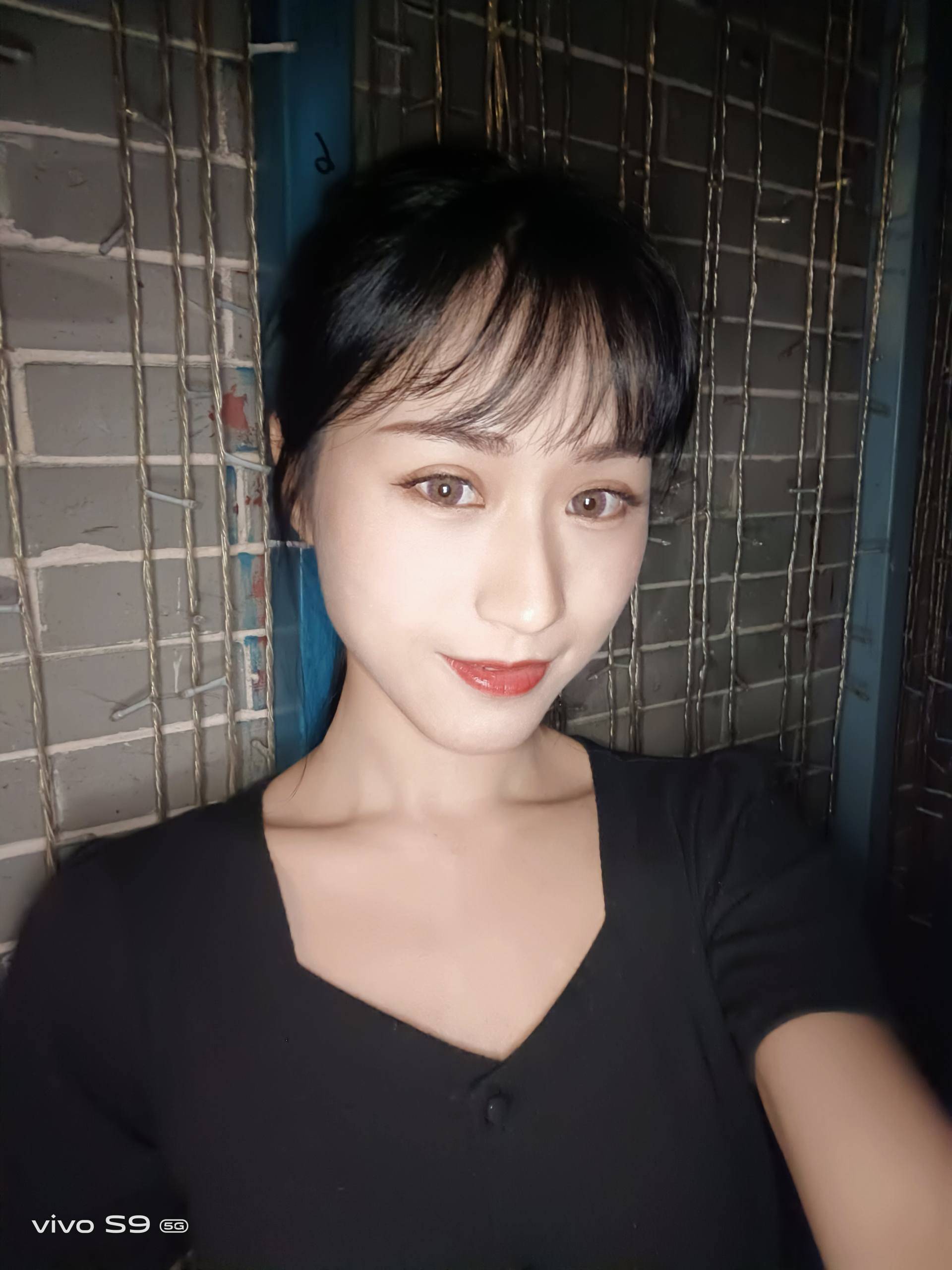 vivo s9与美颜相机app孰优孰劣