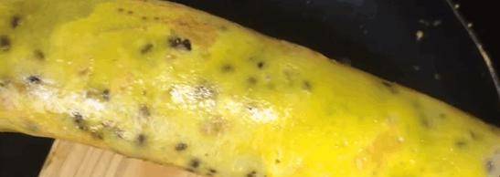 怎么用鸡蛋和面粉做摊煎饼
