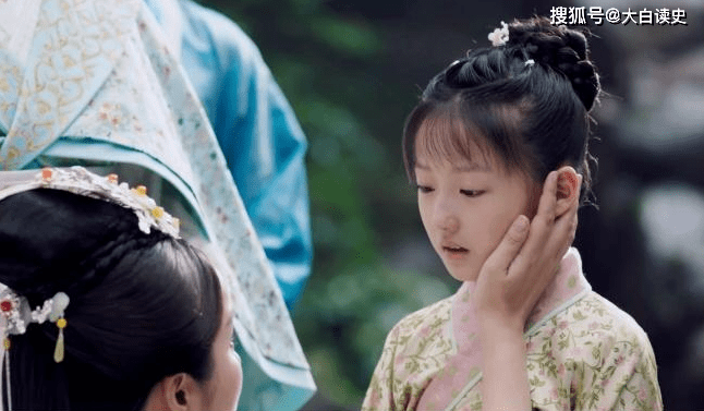 杨丽华捧在手心的外孙女集万千宠爱于一身年仅九岁早夭