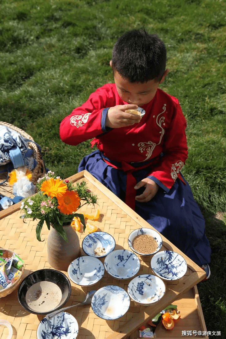 白族三道茶是怎樣的在哪裡體驗比較好