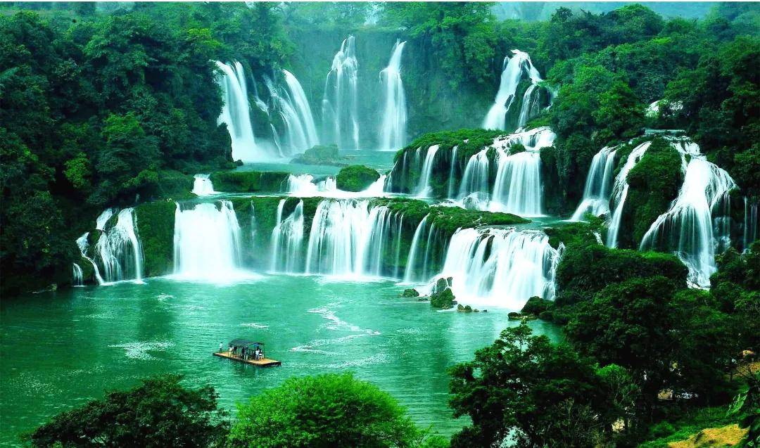跨国瀑布有多宽 e65e6cbc541b40ab86d0553d61beaa2b.jpeg
