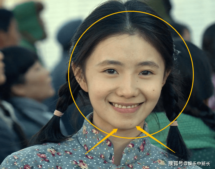 张艺谋不用整容脸演员,刘浩存景甜引争议,历任谋女郎谁还纯天然