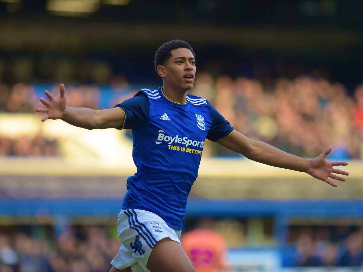 西汉姆希望从上海上港重新签下阿瑙托维奇5月9日足坛转会传闻