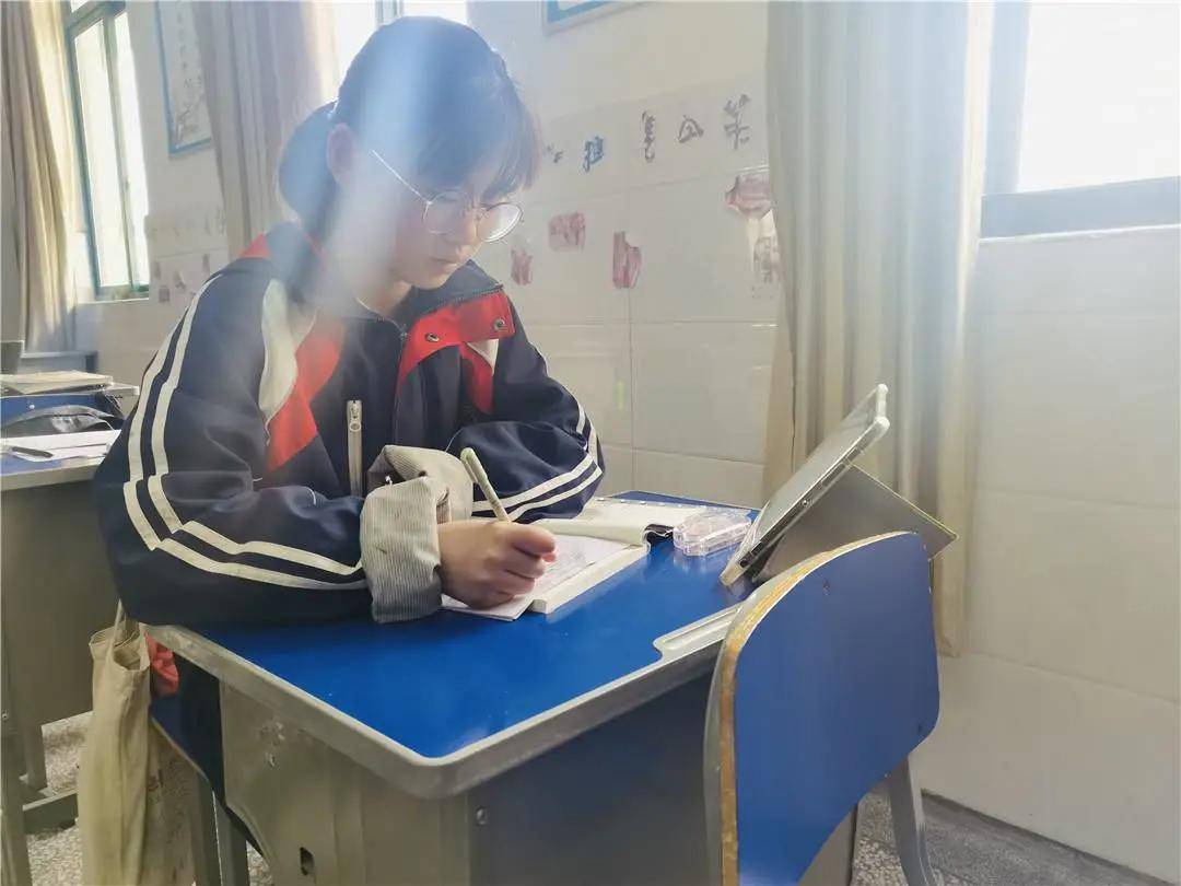 最美女孩李紫涵