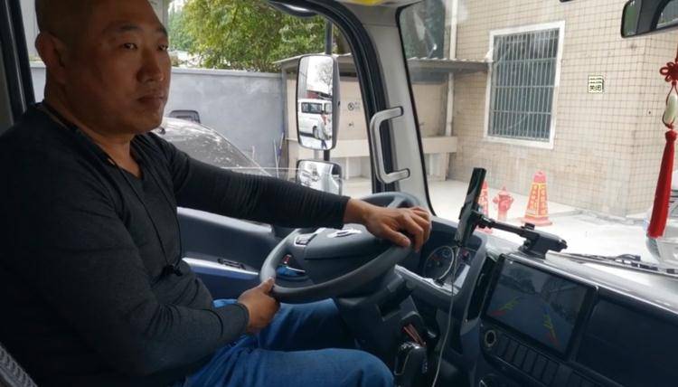 多少岁不能驾驶大货车 4b20bbd475844cf39b21b789f97b5277.jpeg