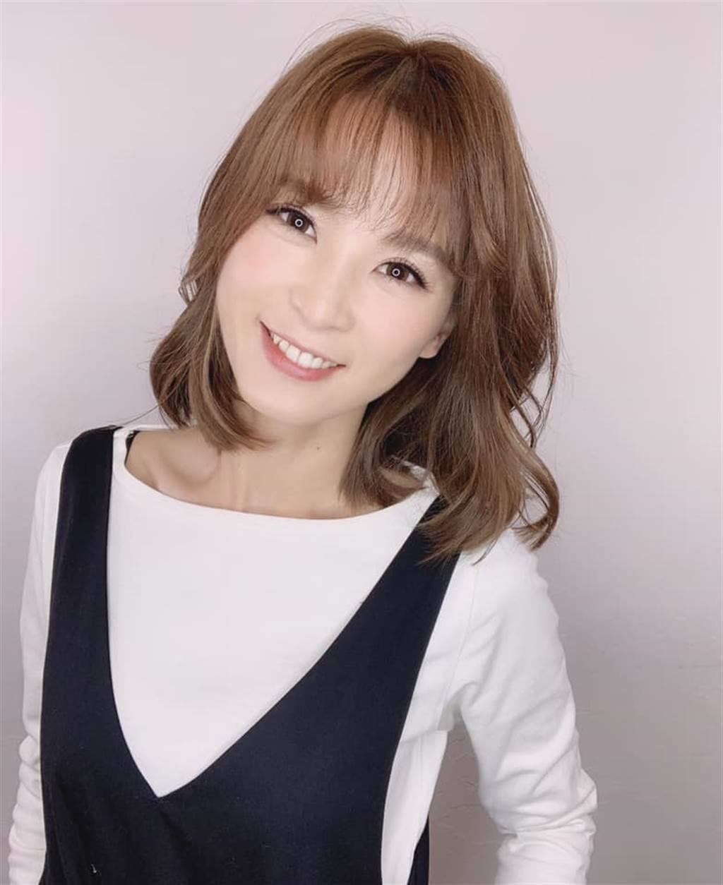 已婚立委爆潜规则女星 楚宣认:吃饭有红包