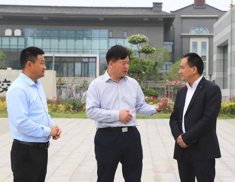 川汇区副区长王建党等领导同志到周口天立检查指导工作