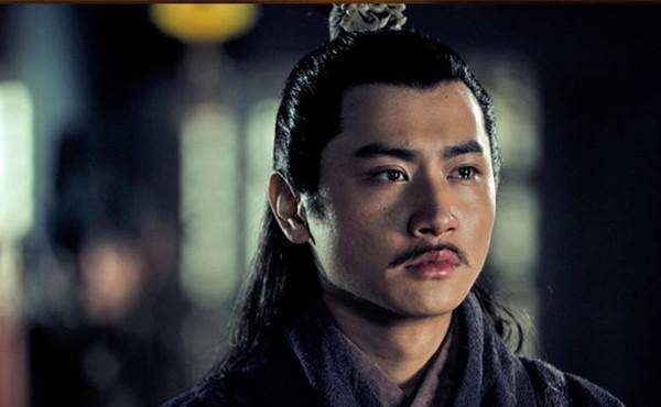 曹植为何卷入立嗣之争,这个人作用关键,曹丕上台立即将其处死 | 微头