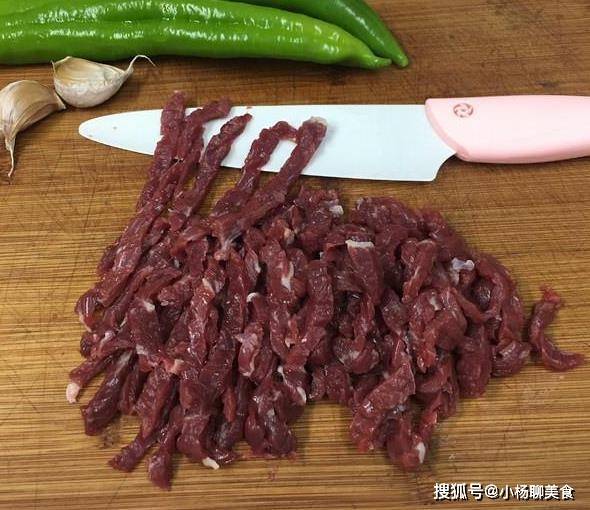 怎么把肉炒嫩一点 b4fa496632d145f9bbe59e92250062b0.jpeg