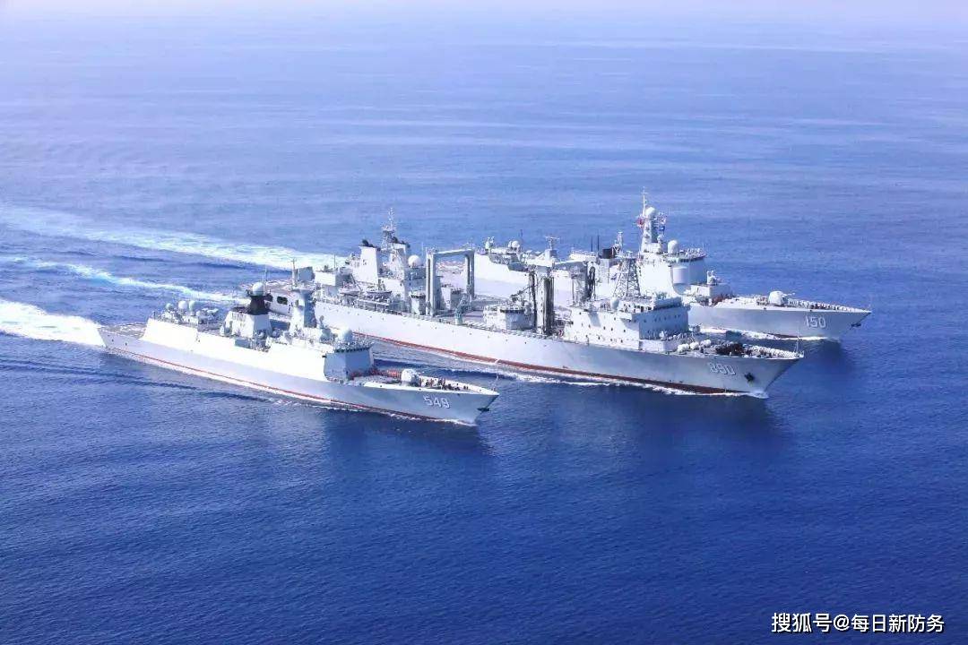 日美法澳联合军演之际,3艘中国军舰突现冲绳,与俄舰呈包夹之势_海军
