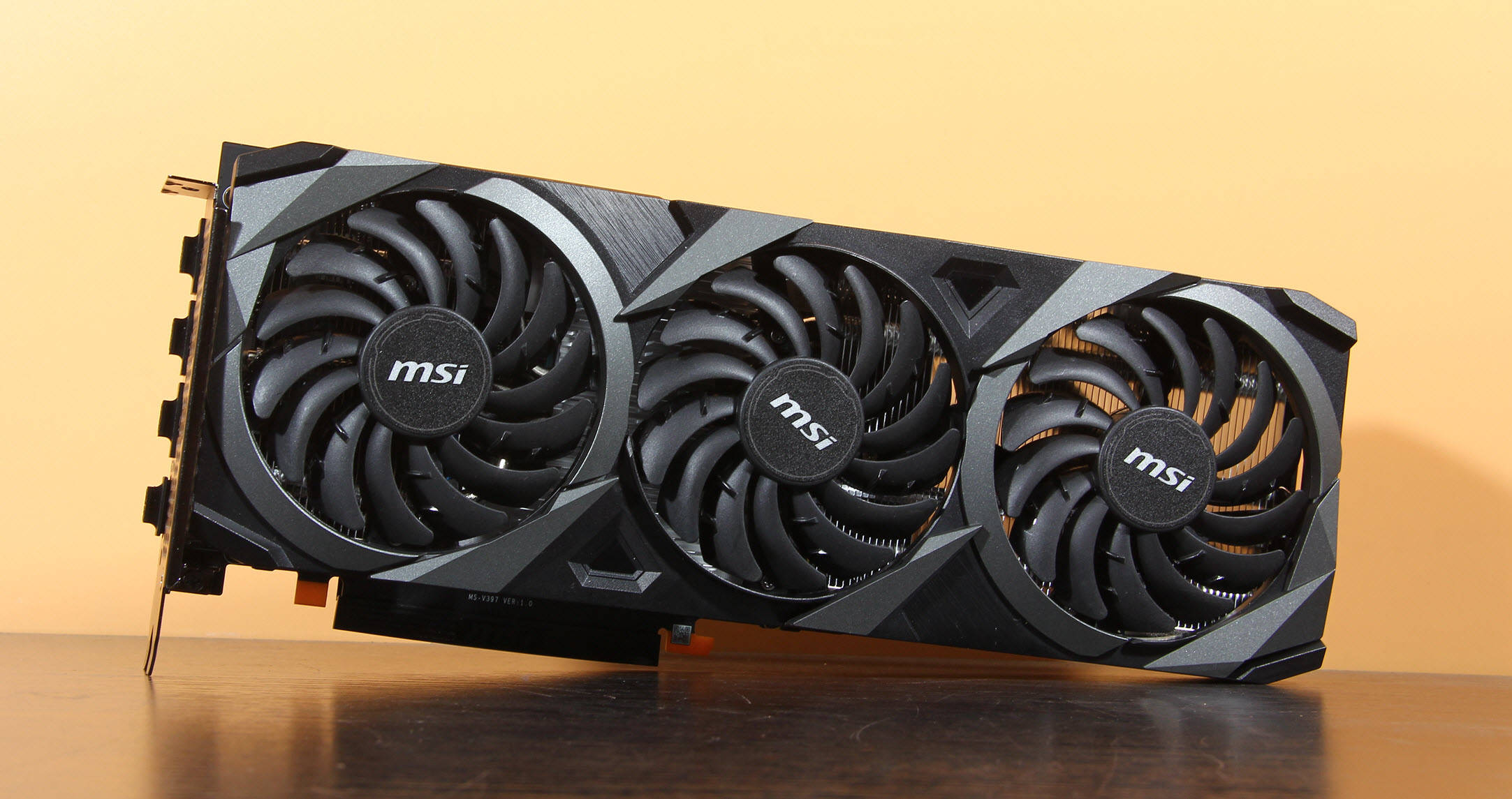 原创b系列终于能用上内存超频了微星b560平台体验4700mhz高频内存