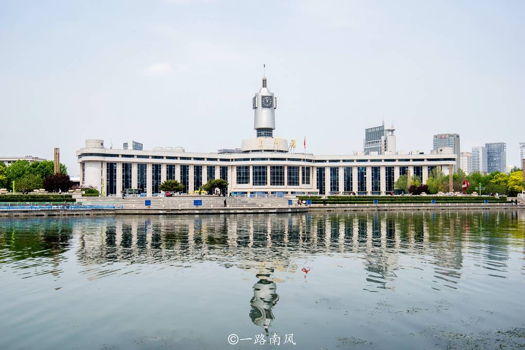 原創天津百年火車站,始建於清光緒年間,比著名的廣州站早建74年