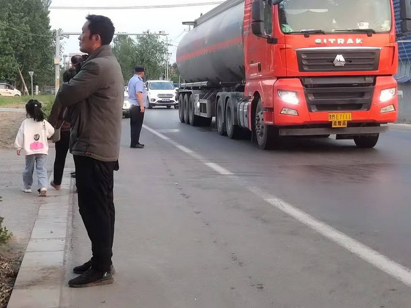 村什么店成语_成语故事简笔画(2)