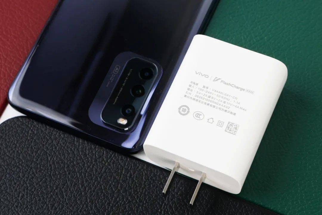 加法与减法的艺术评析iqooneo5活力版