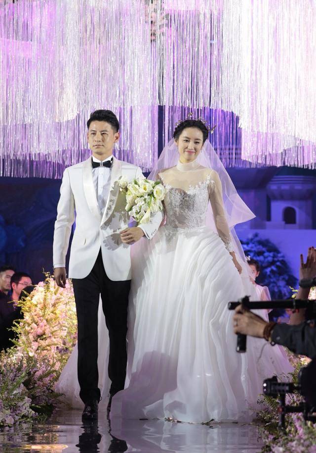 如今,吕一与钱泳辰结婚4年,还一直保持着热恋状态.