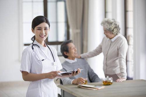 居家护理患者大赞互联网护理服务便民服务正在快速推广中