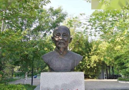 1920年8月,王仁峰离开家乡,赴合肥任合肥二中校长,后来又辗转到芜湖