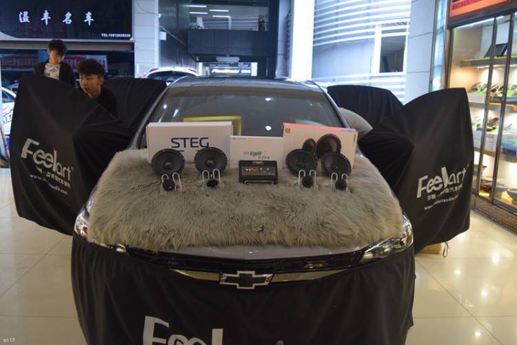 雪佛兰科鲁泽汽车音响改装音质更细腻纯美昆明发烧友汽车音响