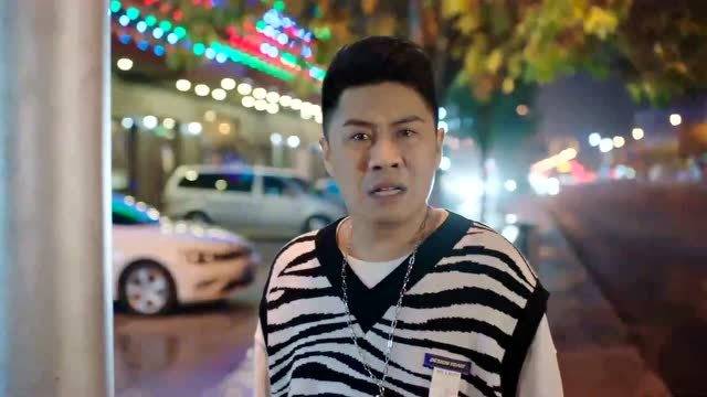 她是《刘老根4》中首个绿茶,辍学去混夜总会,还和男一有感情线_新月