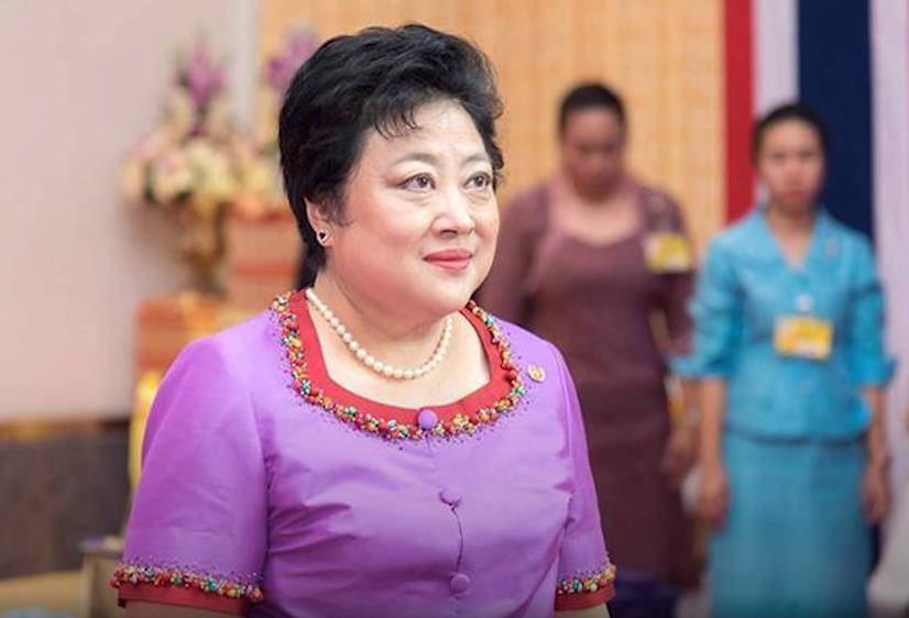 原创懿母妃终于要出山了携手泰王亮相皇家海报原配才是无冕之后