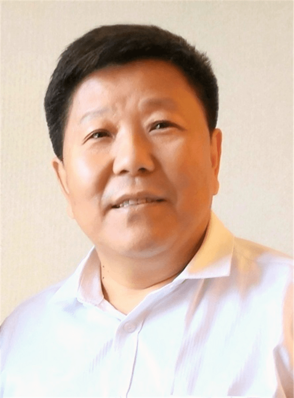 著名作家郑旺盛应邀为河南大学文学院学生做学术报告_报告文学