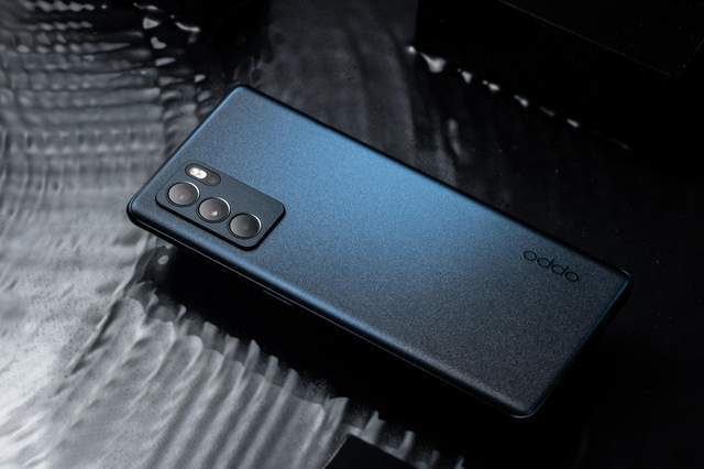 首发ai焕采美妆oppo全新高颜值大杯手机reno6pro夜海图赏