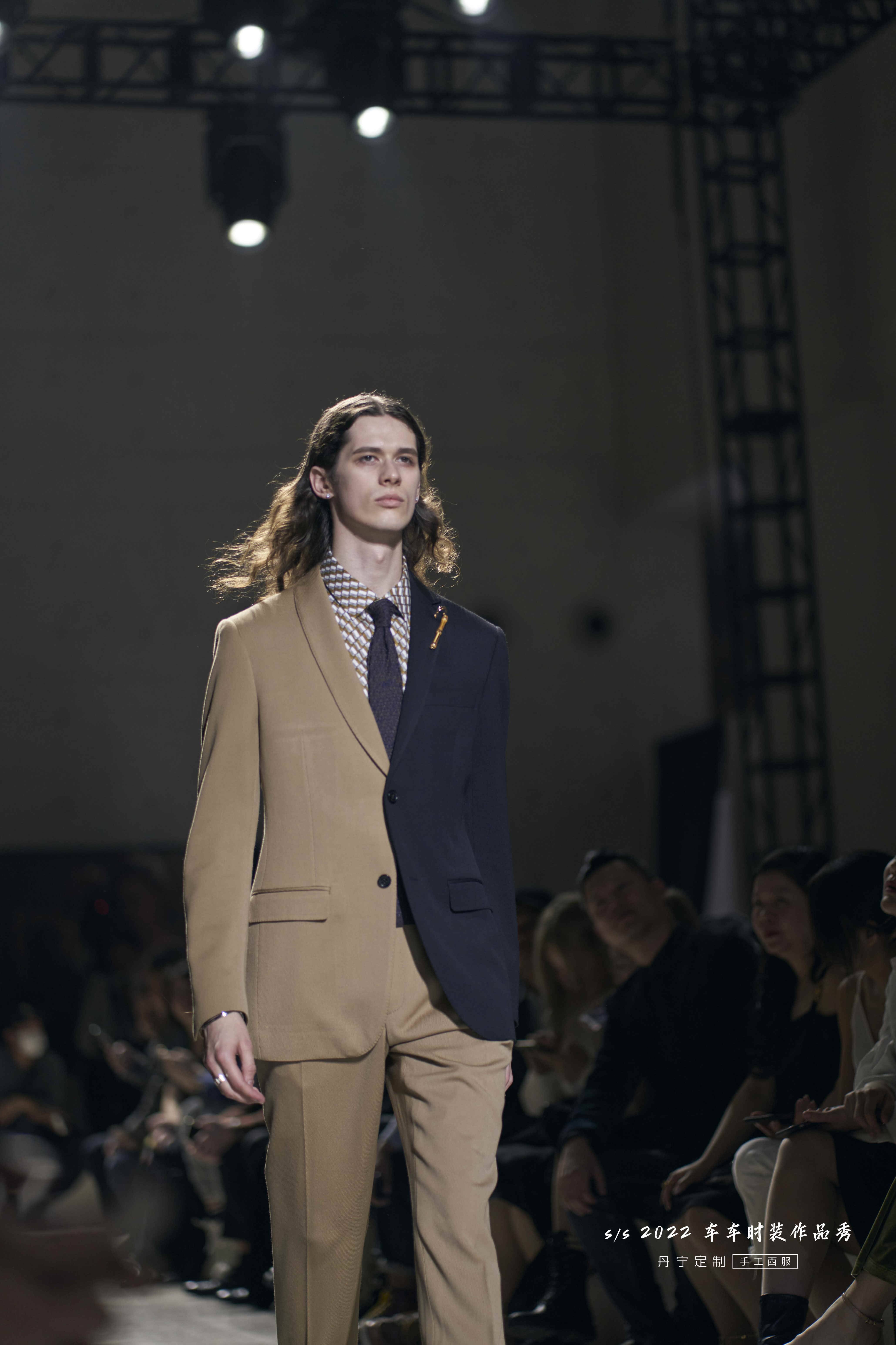 丹宁定制手工西服车车时装作品秀引爆长沙时尚潮流