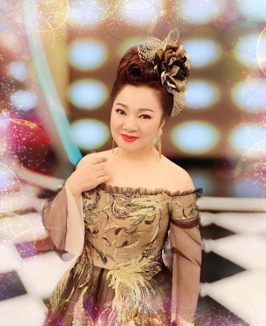 66岁台湾女星白冰冰自称主持节目收视破3将穿泳衣上街准备开始减肥