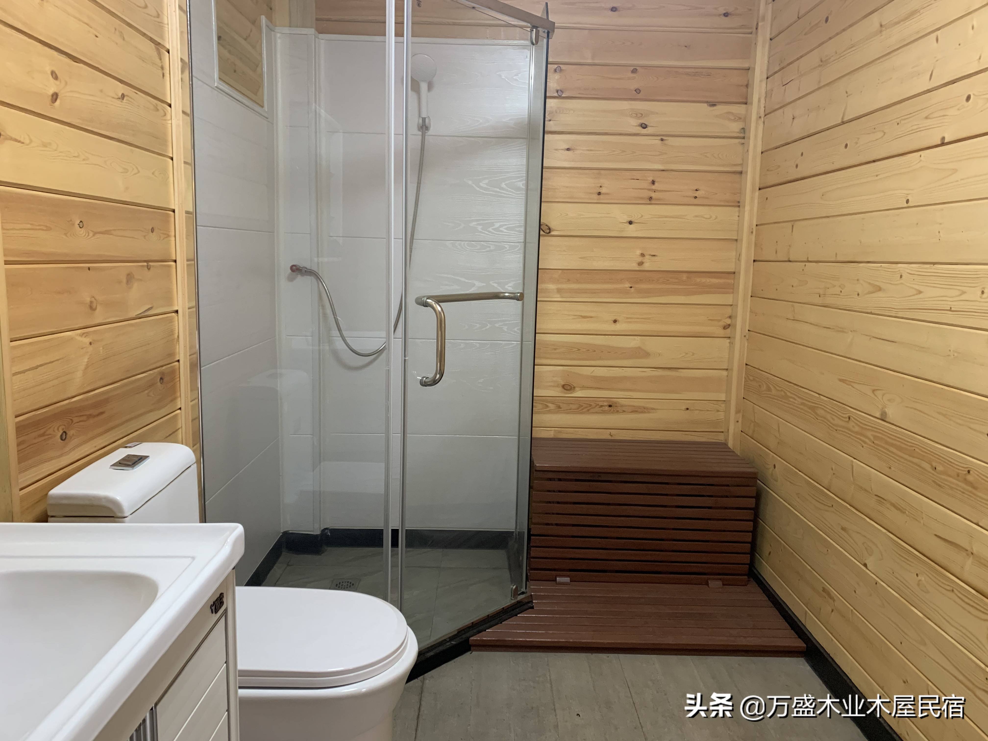 湖南王先生花14w打造的小木屋住了两天后决定再送一套给父母