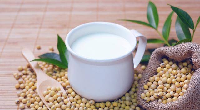 喝豆浆有什么缺点 cf5f6c0d4d52439cbff26ca0811d4ec2.jpeg