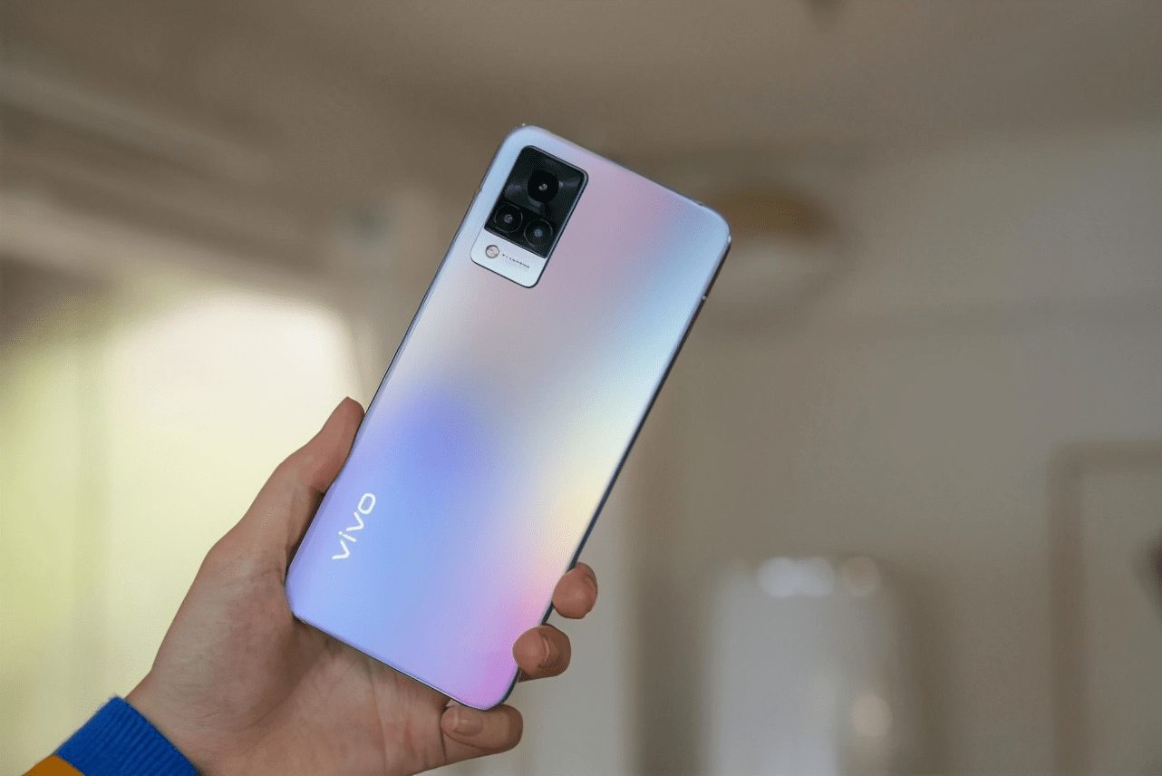 vivo s9「靠脸吃饭」?在一定程度上还真是