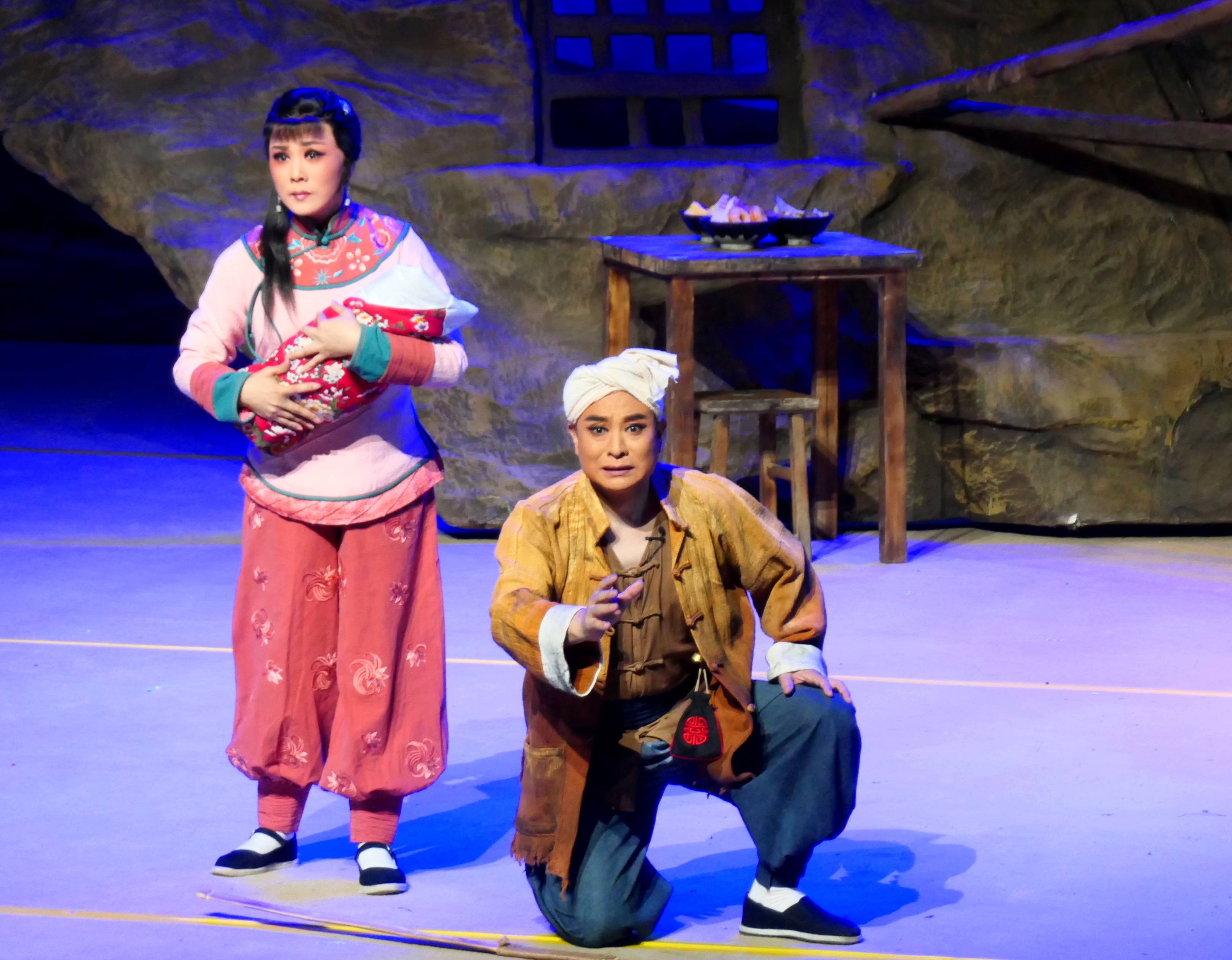 秦腔现代戏《陕北往事》动情亮相中国秦腔优秀剧目会演