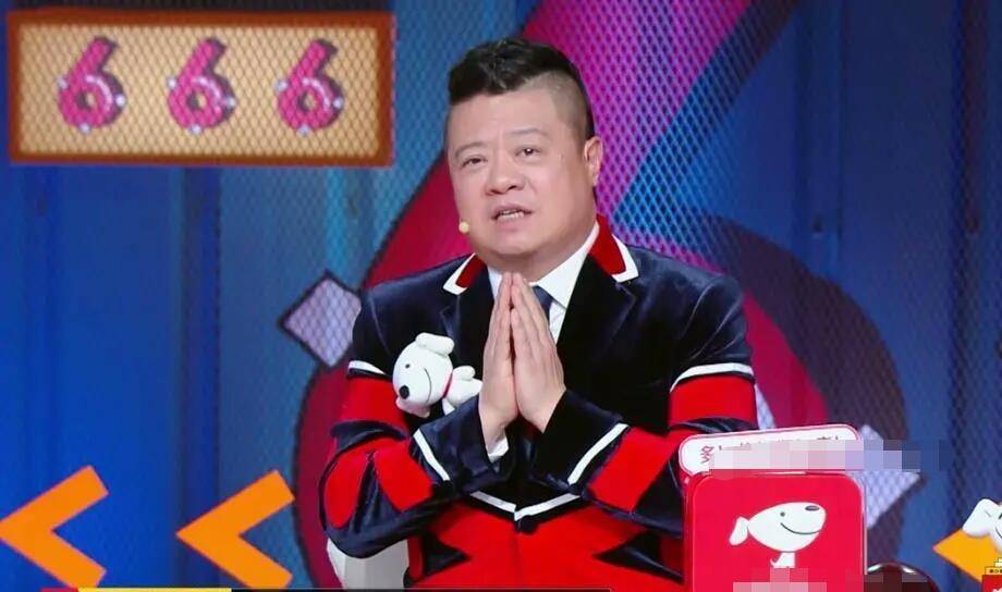 作为《奇葩说》的创始人,主持人,他还是很多辩手的老板,也算导师之一.