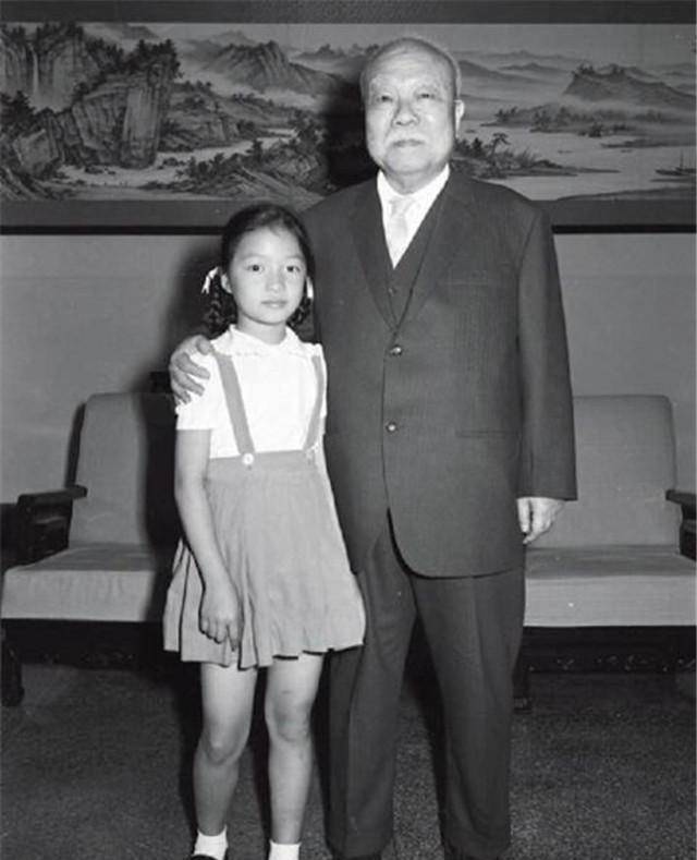 原创小学没毕业的王云五靠自学掌舵商务印书馆儿女中7人是博士